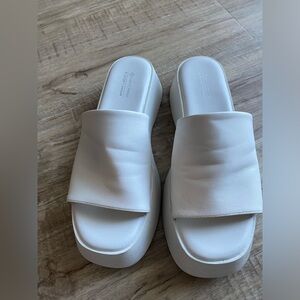 Call It Spring Platform Sandals Size 10